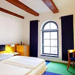 Vienna House By Wyndham Havelufer 4* Potsdam
