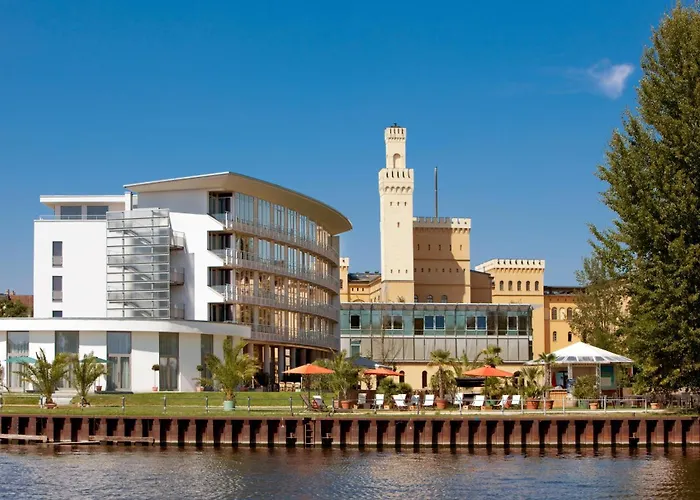 Vienna House By Wyndham Havelufer 酒店