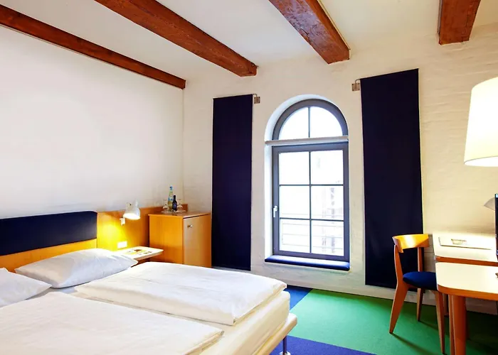 Vienna House By Wyndham Havelufer 4* 波茨坦