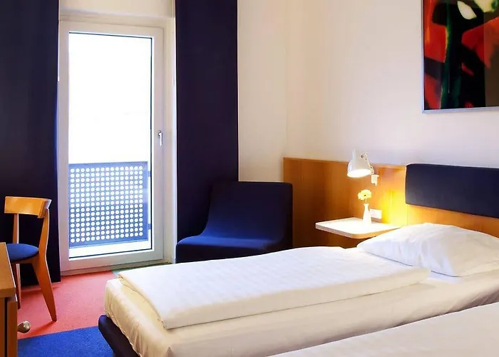 Vienna House By Wyndham Havelufer Hotel 4*